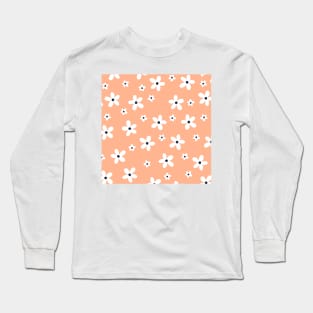 Summer Boho White Daisy Flowers Long Sleeve T-Shirt